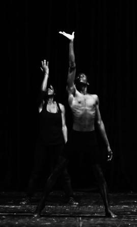 1536649_230901123754352_345727960_n